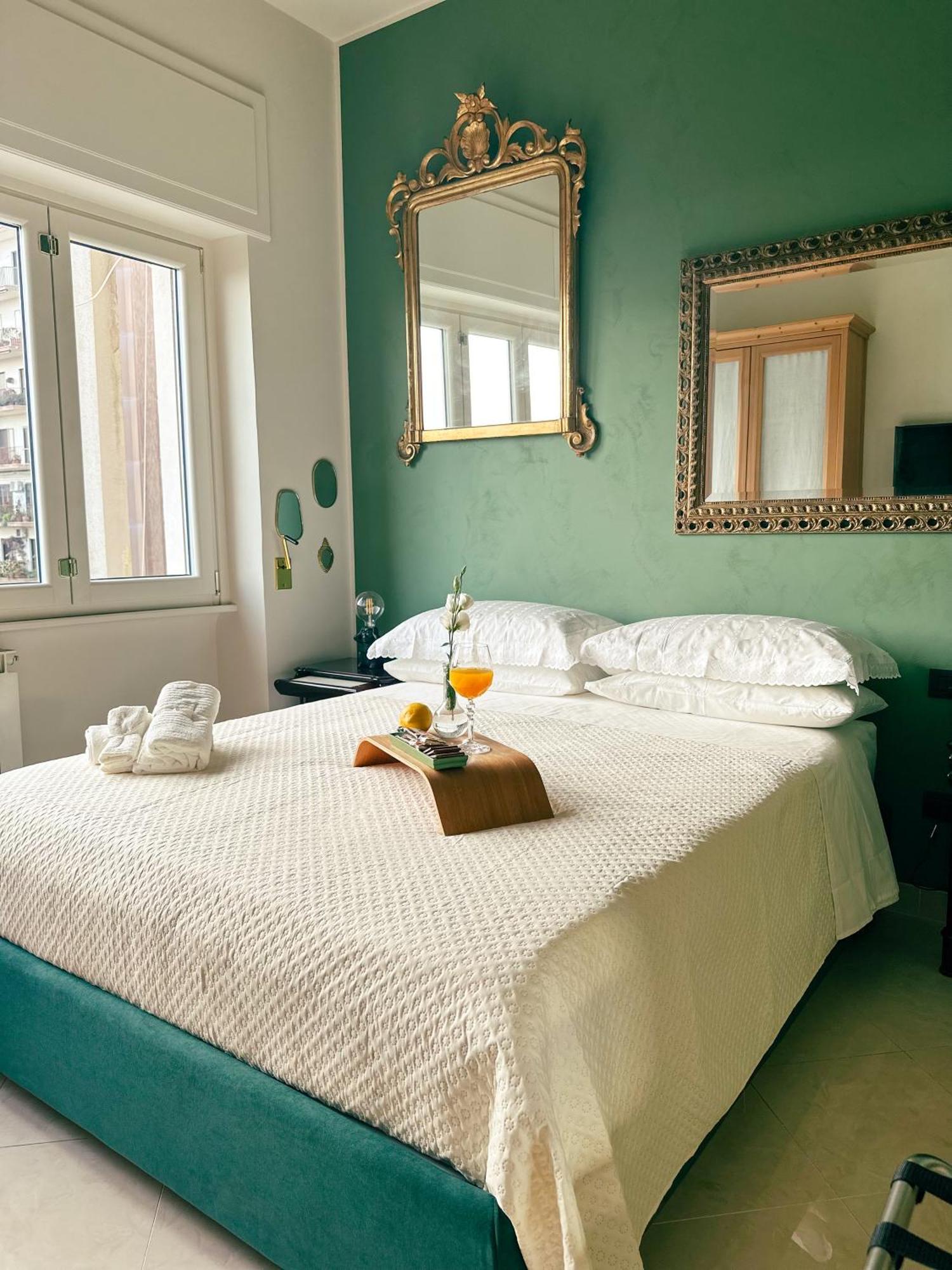 B&B Restanza Salerno Bagian luar foto