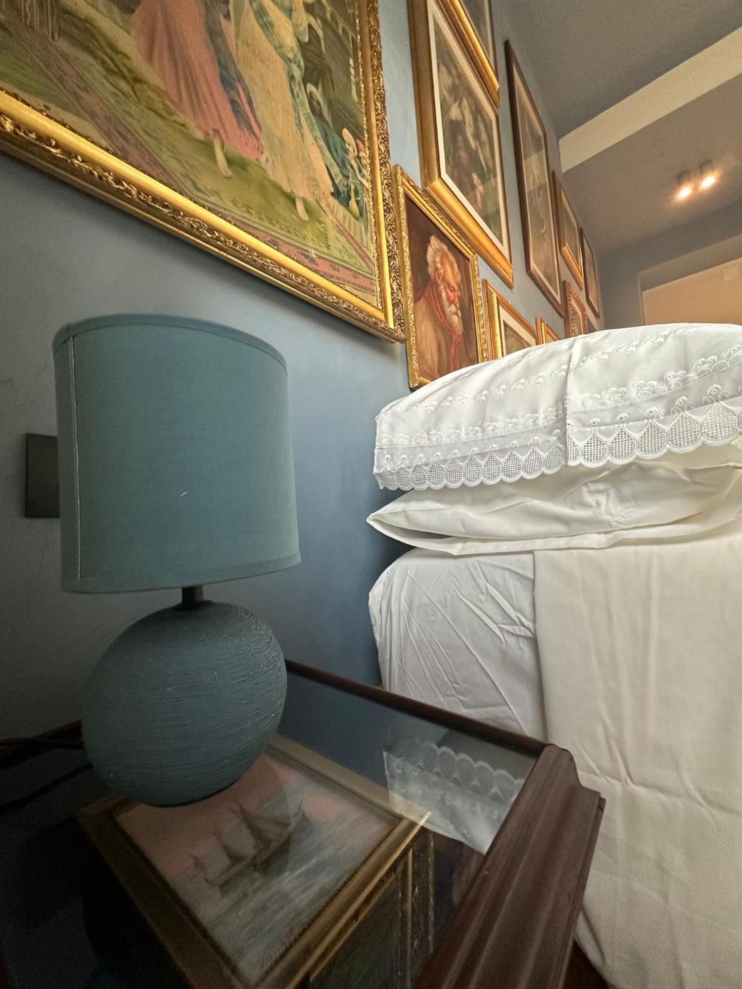 B&B Restanza Salerno Bagian luar foto