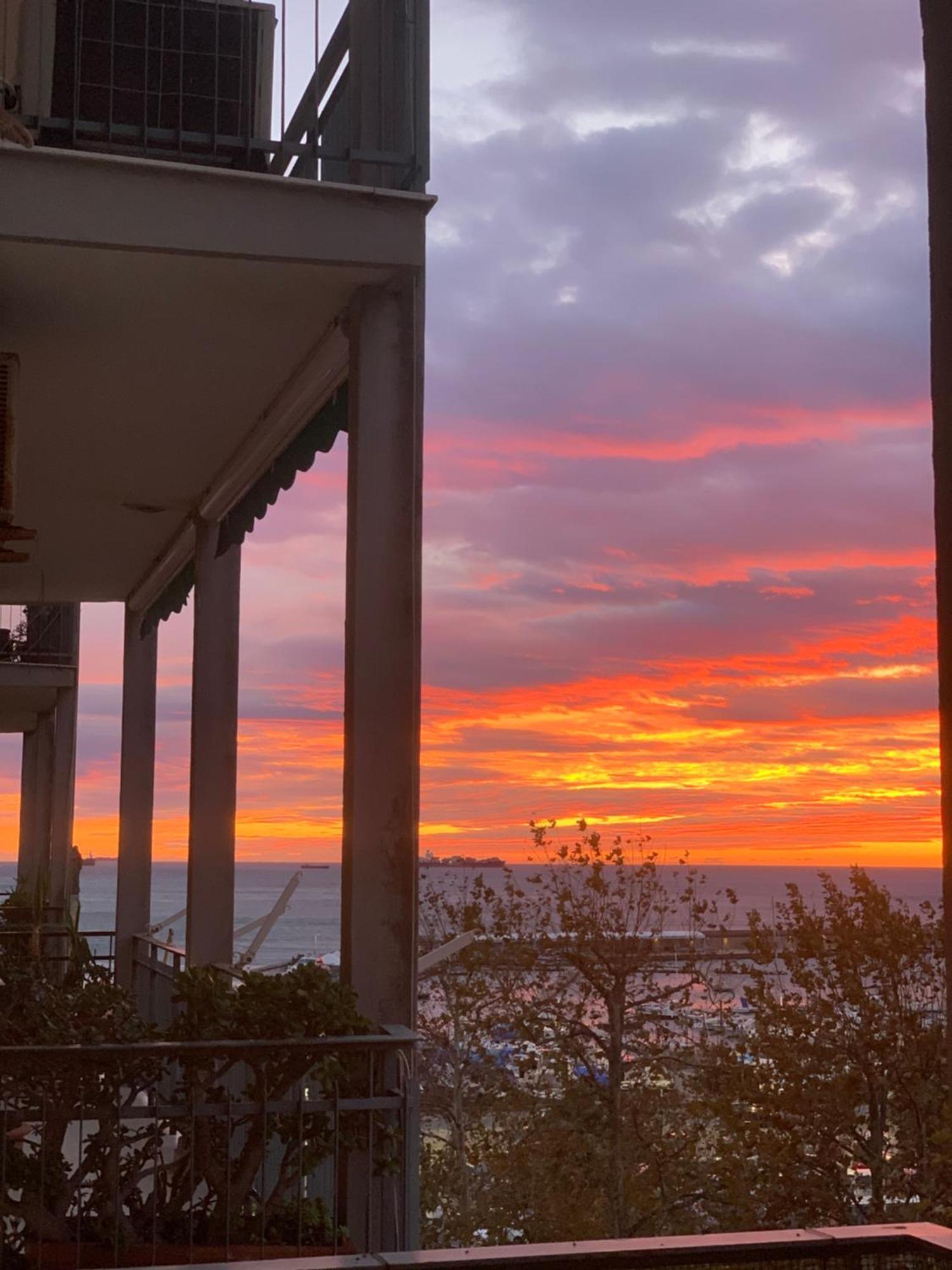 B&B Restanza Salerno Bagian luar foto